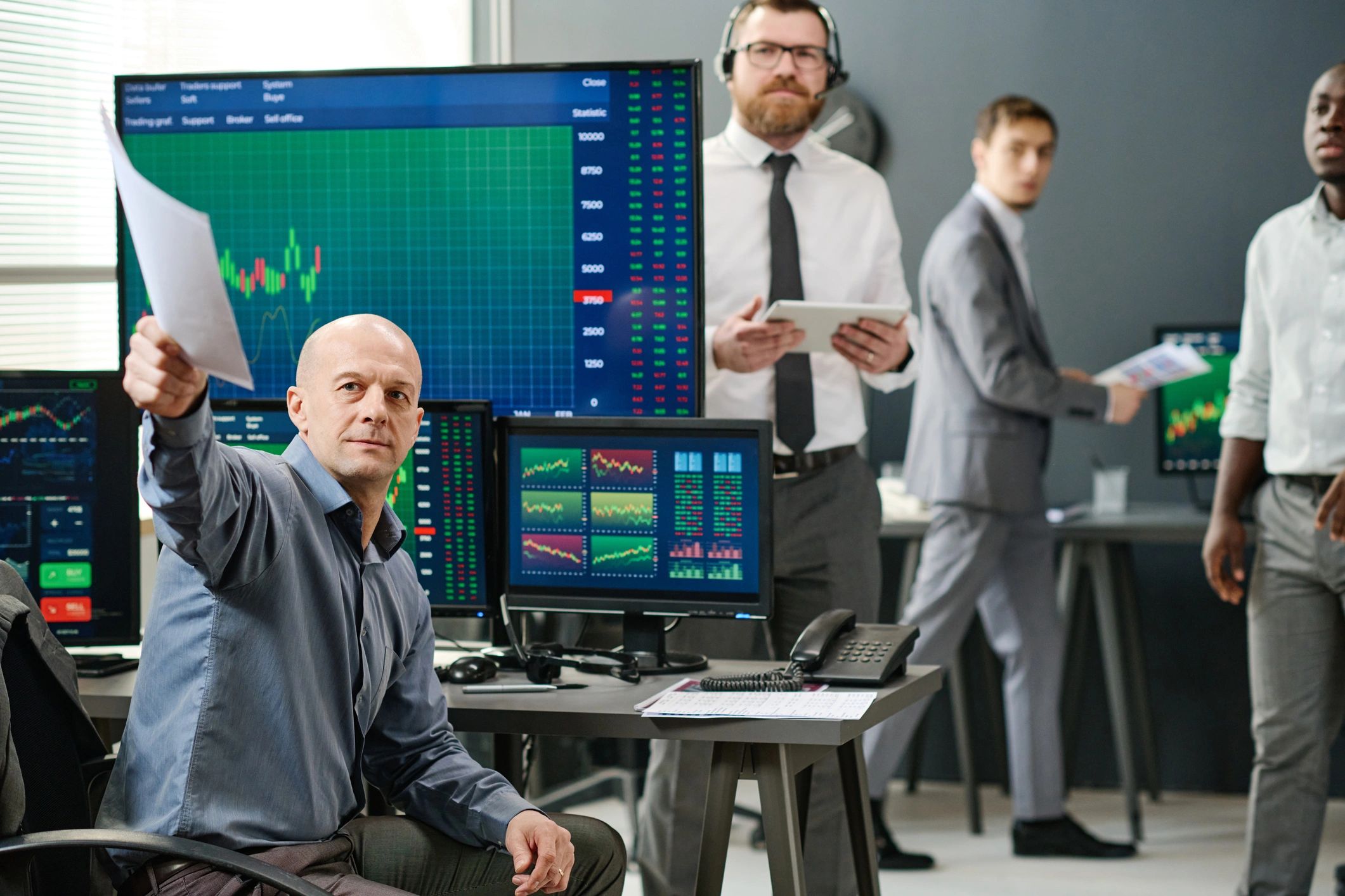 LPG trading business team modern