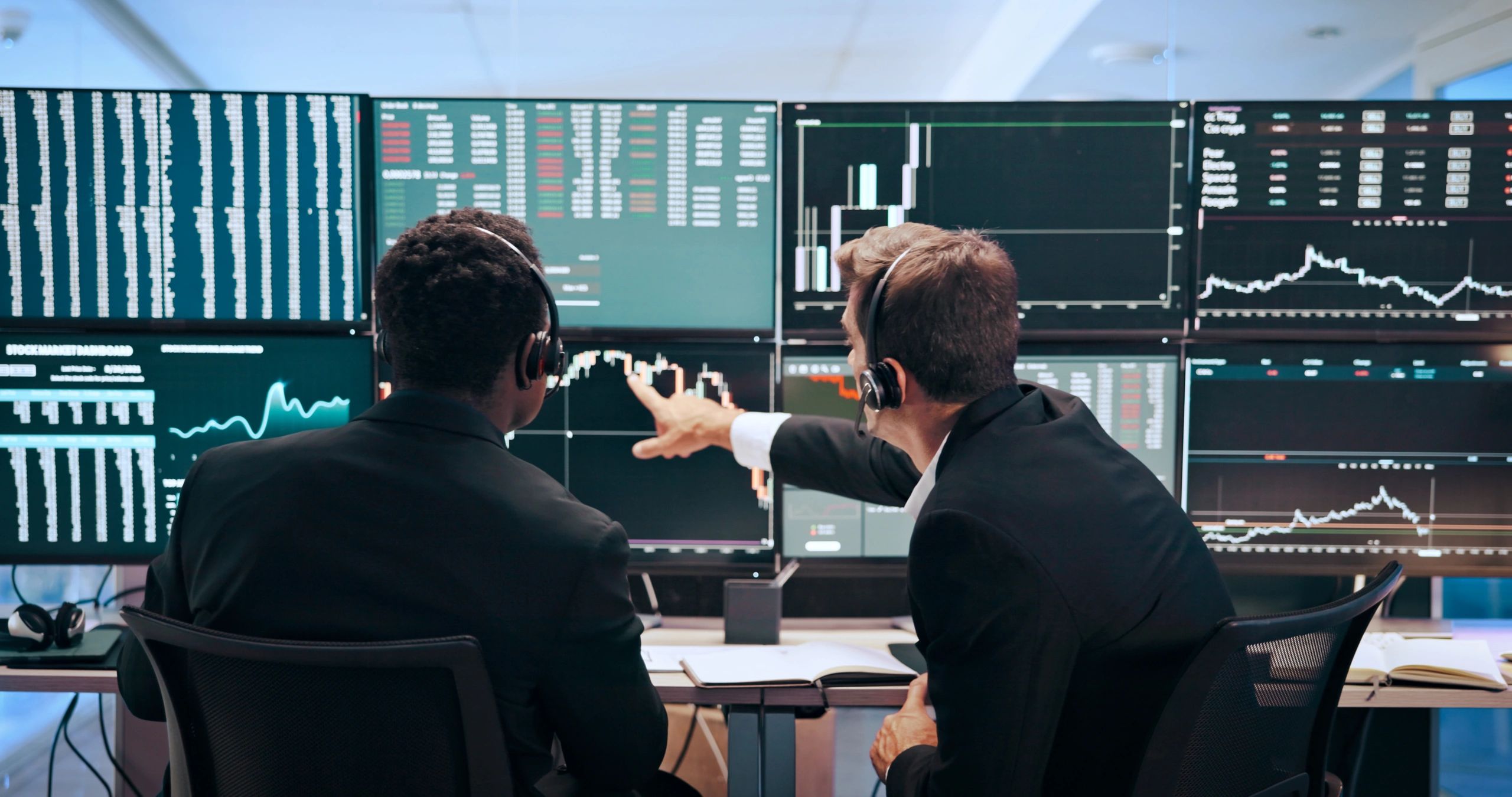 LPG trading business team modern